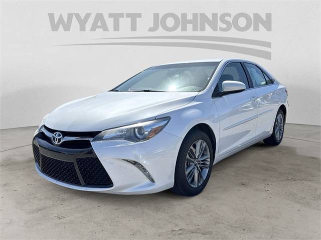 2017 Toyota Camry SE — Sedan — 121,176 mi — Clarksville, TN