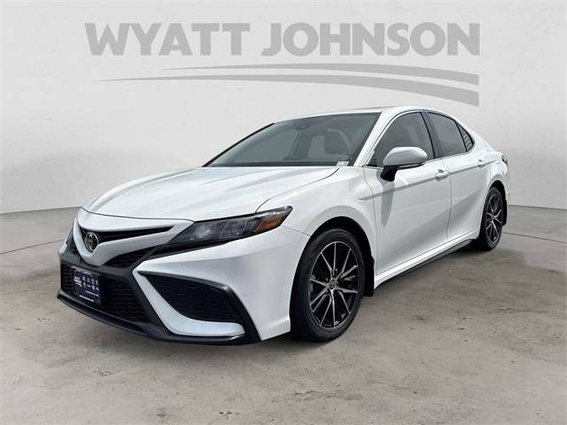 2024 Toyota Camry SE — Sedan — 23,739 mi — Clarksville, TN