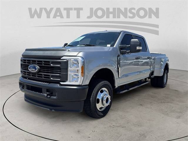 2023 Ford Super Duty F-350 XL — Pickup Truck — 34,011 mi — Clarksville, TN