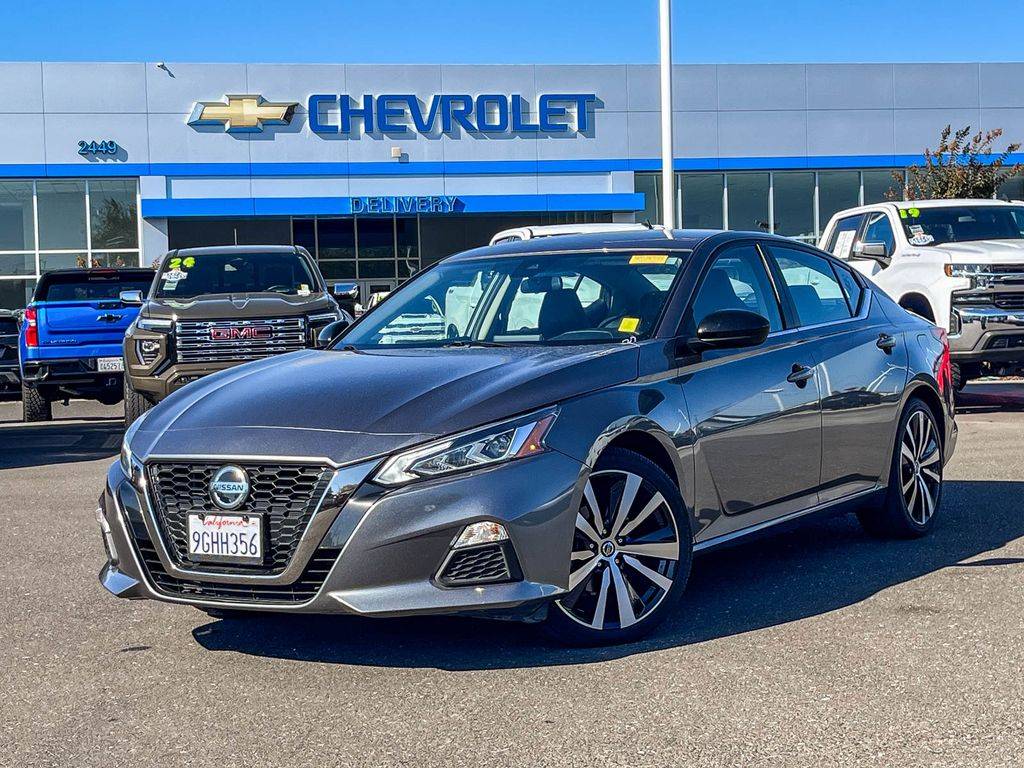 2022 Nissan Altima SR — Sedan — 45,131 mi — Sacramento, CA