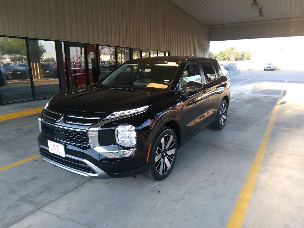 2025 Mitsubishi Outlander SE — SUV — 18,459 mi — Irving, TX