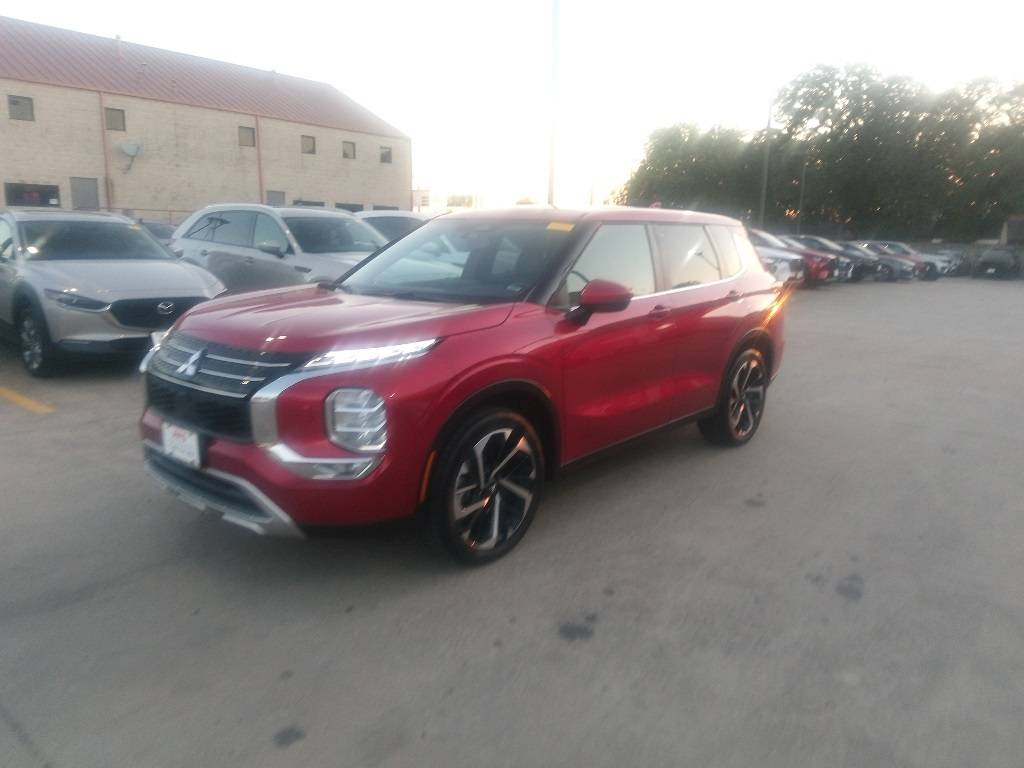 2024 Mitsubishi Outlander SE — SUV — 28,327 mi — Irving, TX