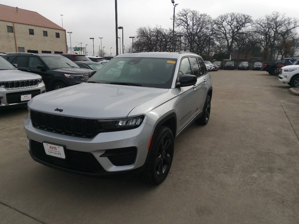 2023 Jeep Grand Cherokee Altitude — SUV — 49,907 mi — Irving, TX