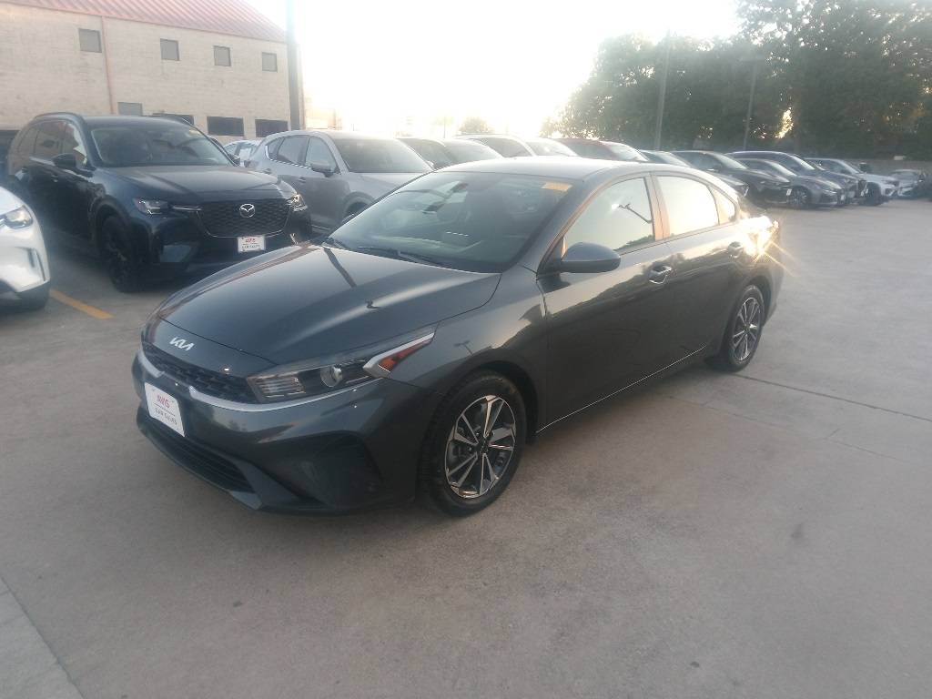 2024 Kia Forte LXS — Sedan — 27,685 mi — Irving, TX