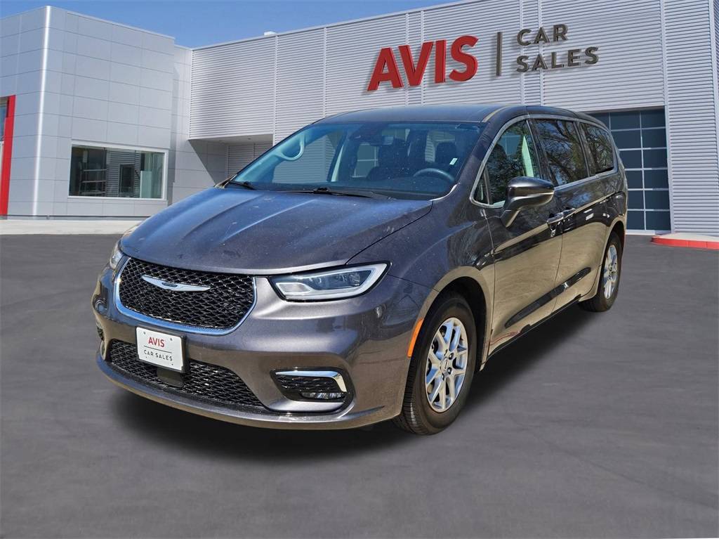 2023 Chrysler Pacifica Touring L — Minivan — 80,955 mi — Irving, TX