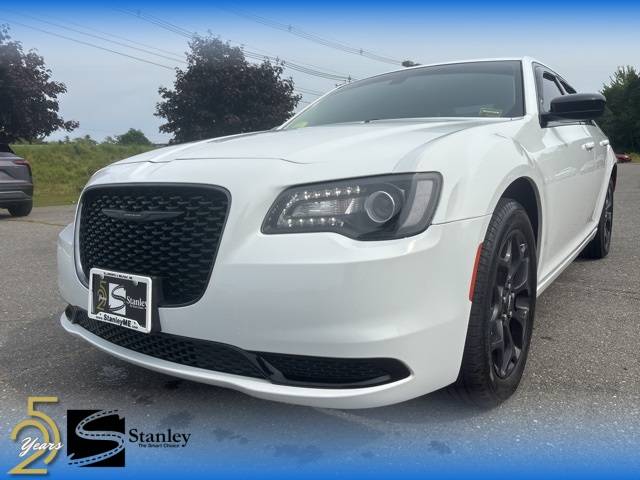 2022 Chrysler 300 Touring — Sedan — 14,028 mi — Belfast, ME