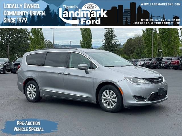 2017 Chrysler Pacifica Touring L — Minivan — 112,529 mi — Tigard, OR