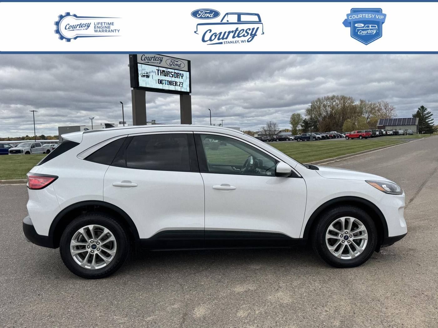 2020 Ford Escape SE — SUV — 74,851 mi — Stanley, WI