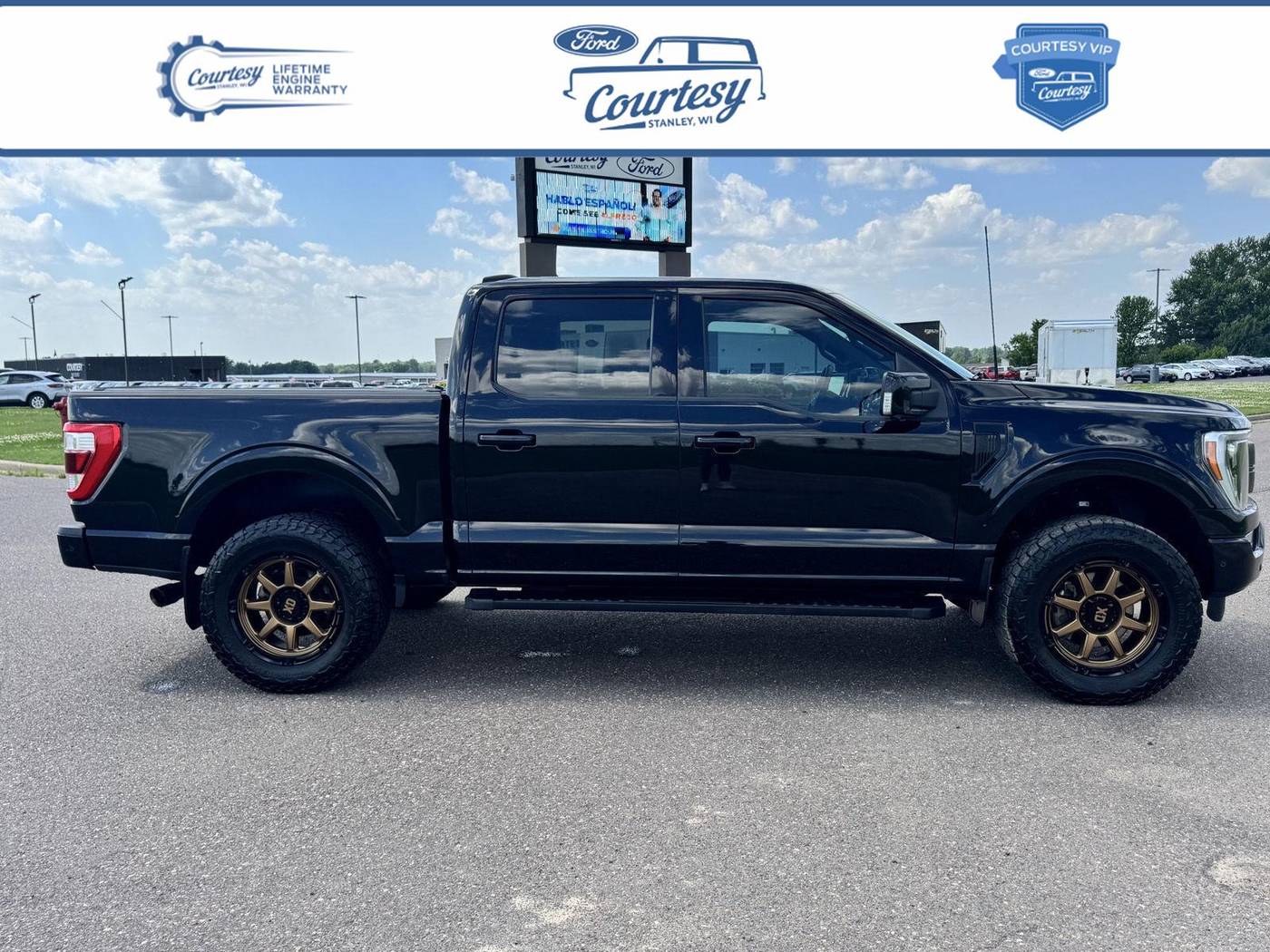 2021 Ford F-150 Lariat — Pickup Truck — 62,865 mi — Stanley, WI
