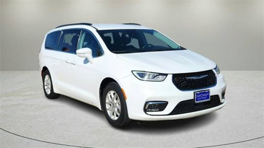 2022 Chrysler Pacifica Touring L — Minivan — 83,276 mi — Dallas, TX