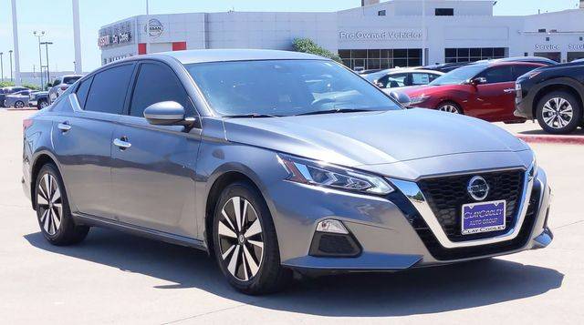 2021 Nissan Altima SV