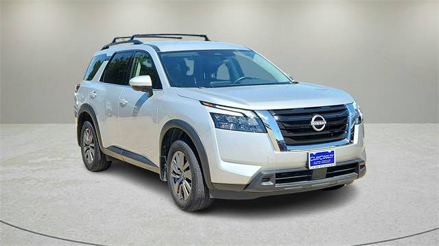 2023 Nissan Pathfinder SV — SUV — 24,540 mi — Dallas, TX