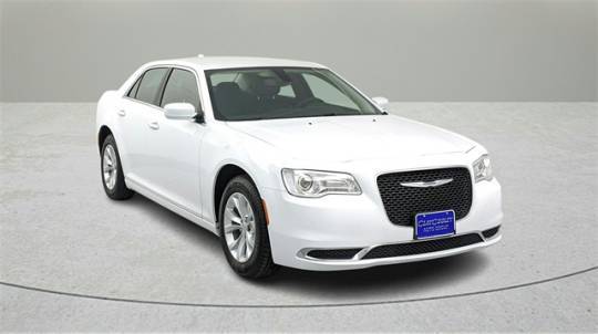2023 Chrysler 300 Touring — Sedan — 2,376 mi — Dallas, TX