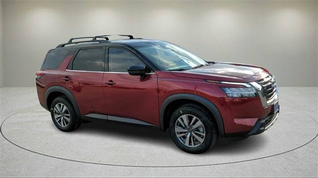 2023 Nissan Pathfinder SL — SUV — 17,257 mi — Dallas, TX