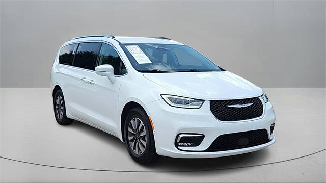 2021 Chrysler Pacifica Hybrid Touring L — Minivan — 68,279 mi — Dallas, TX