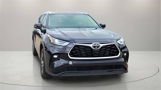 2022 Toyota Highlander XLE — SUV — 56,728 mi — Dallas, TX