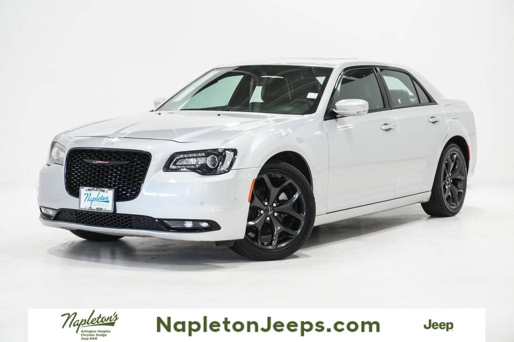 2023 Chrysler 300 S — Sedan — 13,200 mi — Arlington Heights, IL