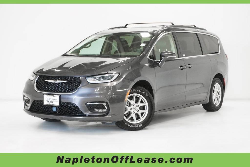 2022 Chrysler Pacifica Touring L — Minivan — 81,411 mi — Arlington Heights, IL