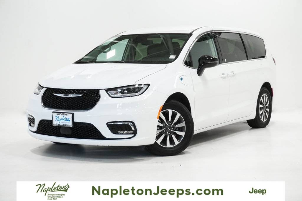 2024 Chrysler Pacifica Hybrid Select — Minivan — 25,524 mi — Arlington Heights, IL