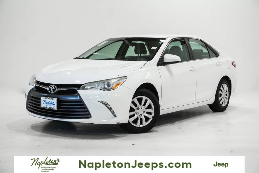 2015 Toyota Camry LE — Sedan — 76,078 mi — Arlington Heights, IL