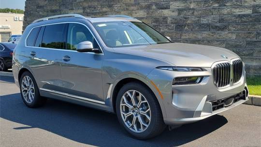 2025 BMW X7 40i — SUV — 5,716 mi — Eatontown, NJ