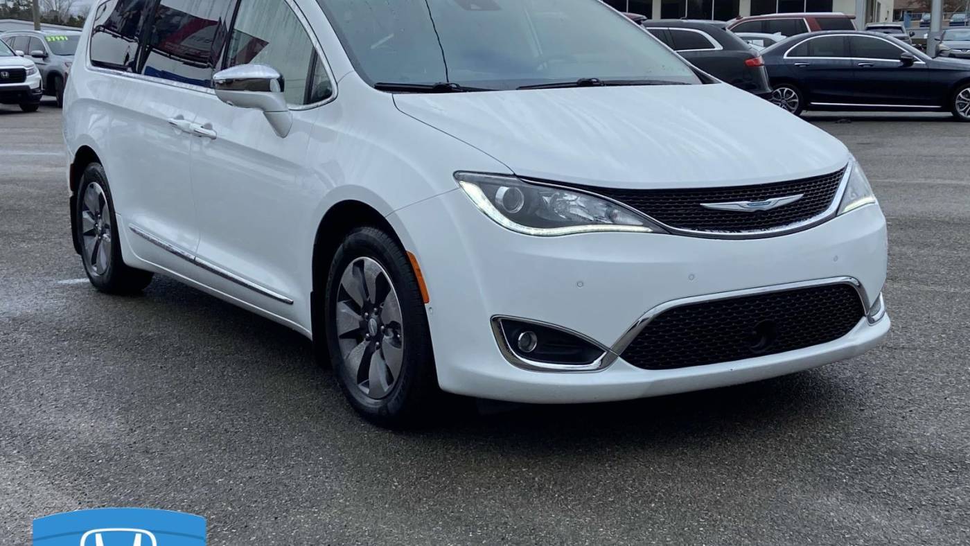 2020 Chrysler Pacifica Hybrid Limited — Minivan — 93,002 mi — Jasper, AL