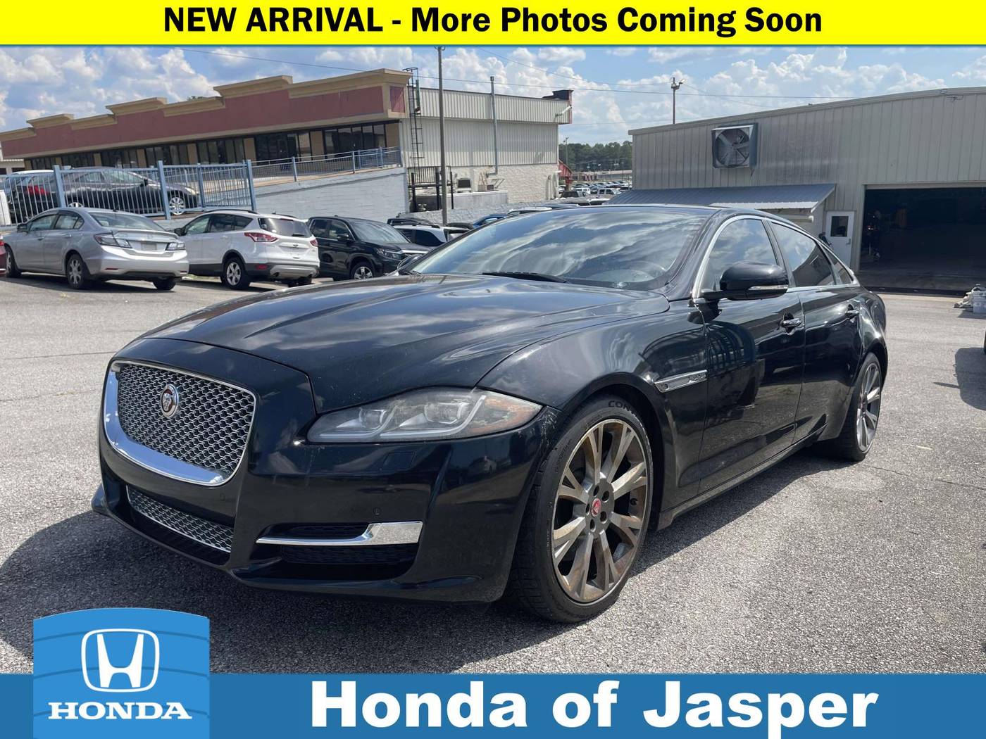 2017 Jaguar XJ