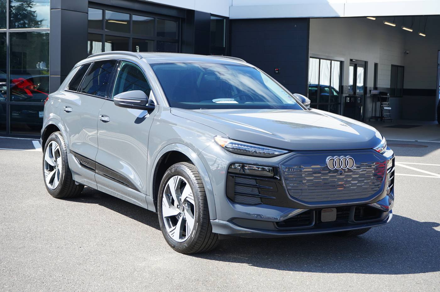 2025 Audi Q6 e-tron Premium Plus — SUV — 3,277 mi — Edmonds, WA
