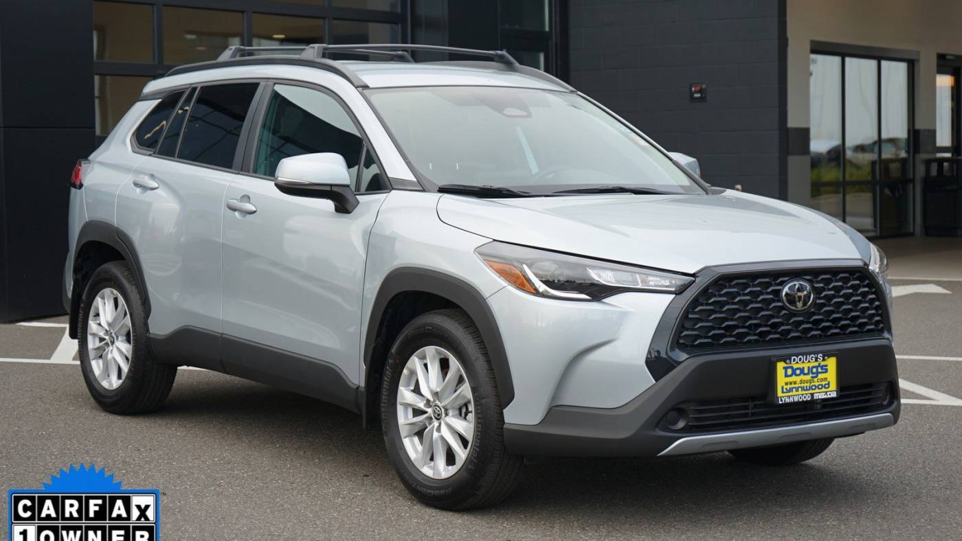 2023 Toyota Corolla Cross LE — SUV — 8,666 mi — Edmonds, WA