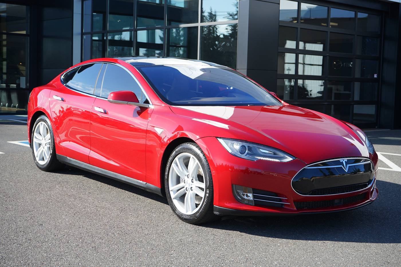 2015 Tesla Model S 85D — Hatchback — 49,001 mi — Edmonds, WA