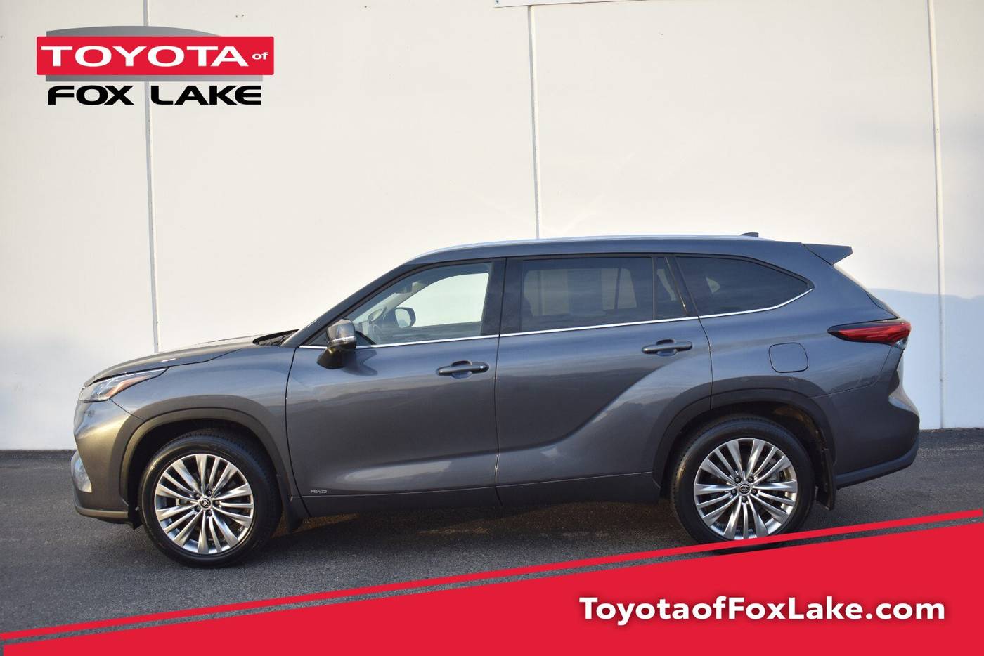 2023 Toyota Highlander Hybrid Platinum — SUV — 24,897 mi — Fox Lake, IL
