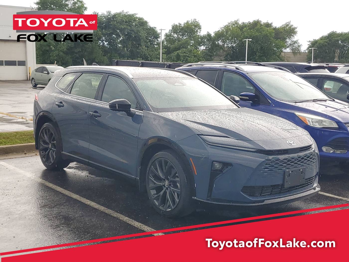 2025 Toyota Crown Signia Limited — SUV — 2,261 mi — Fox Lake, IL