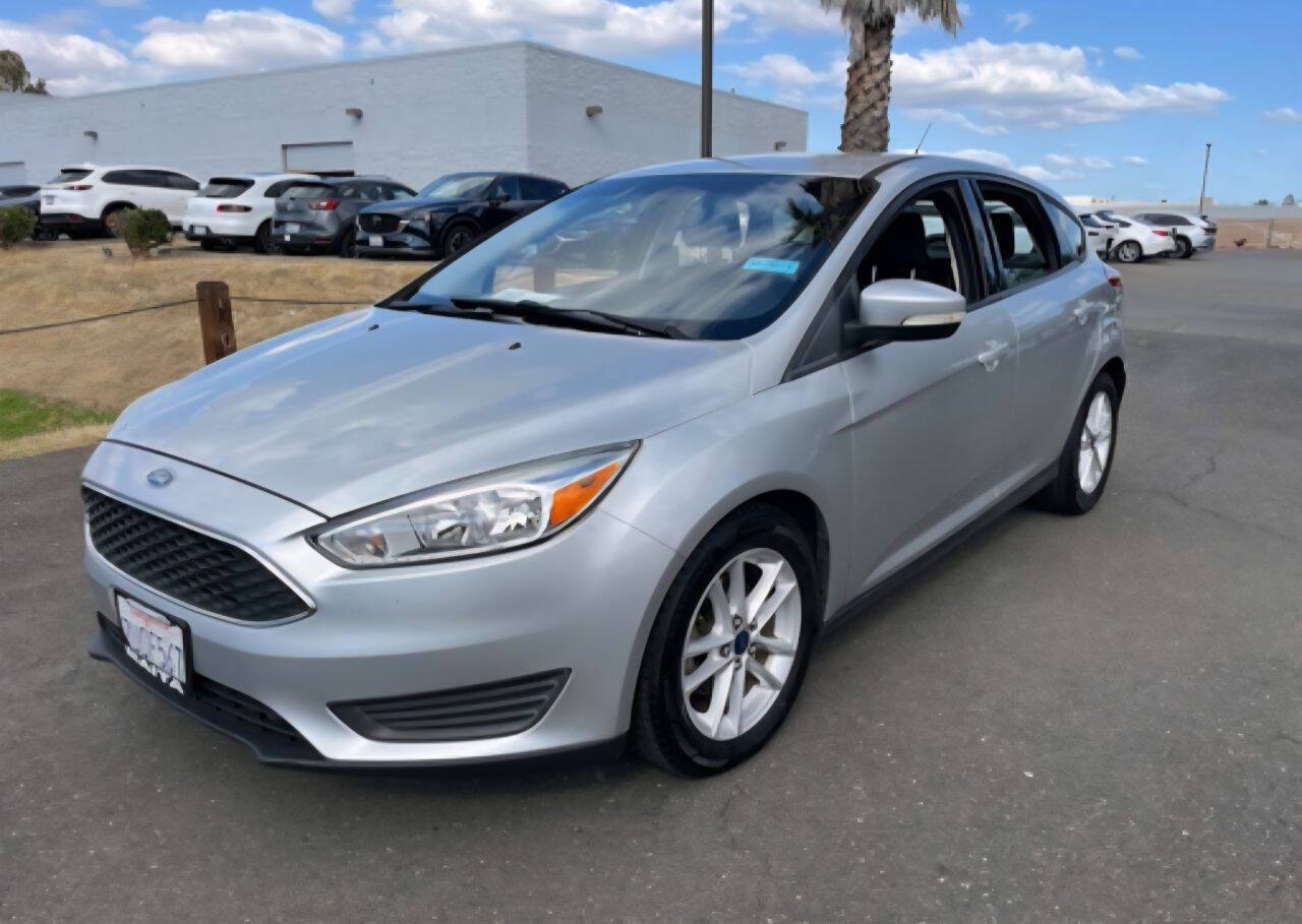 2015 Ford Focus SE — Hatchback — 101,000 mi — Lemon Grove, CA
