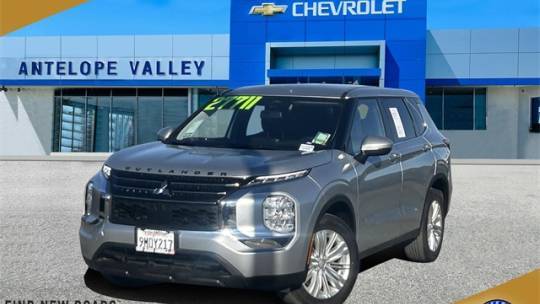 2024 Mitsubishi Outlander ES — SUV — 10,085 mi — Lancaster, CA