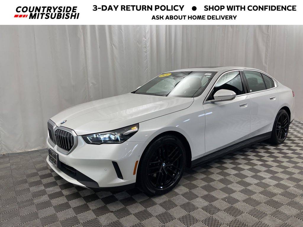 2024 BMW 5 Series 530i — Sedan — 16,999 mi — Countryside, IL