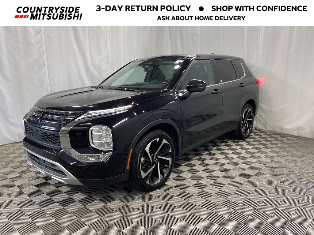 2024 Mitsubishi Outlander SE Black Edition — SUV — 40,825 mi — Countryside, IL