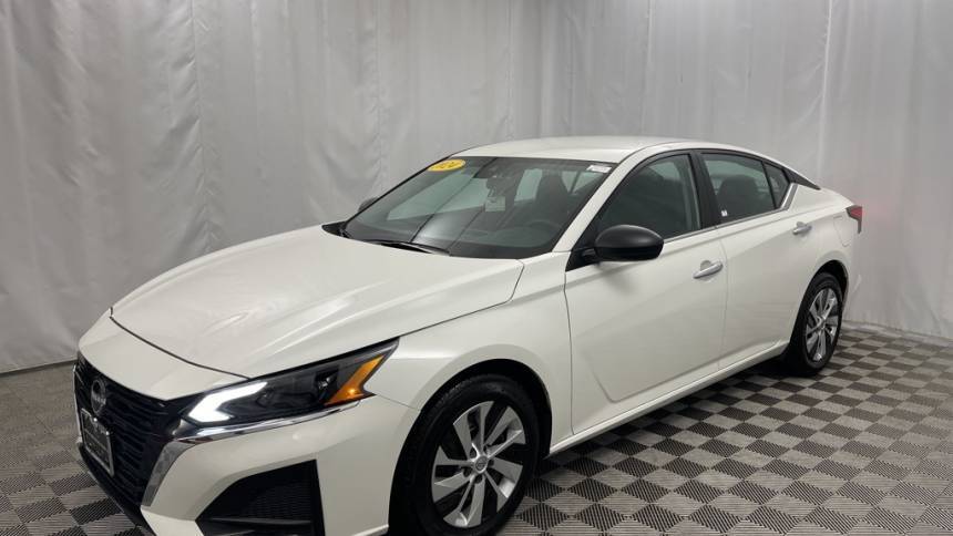 2024 Nissan Altima S — Sedan — 40,225 mi — Countryside, IL