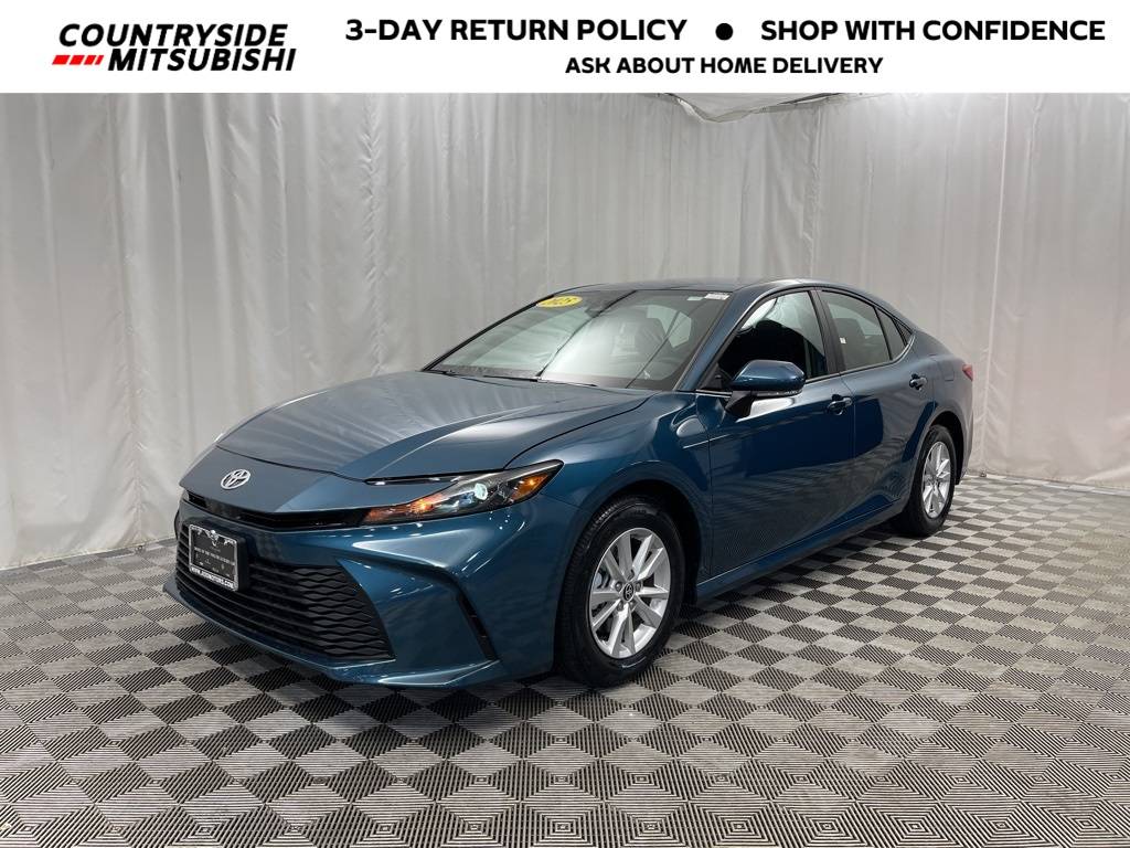 2025 Toyota Camry LE — Sedan — 24 mi — Countryside, IL