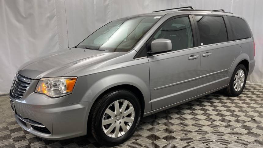 2015 Chrysler Town & Country LX — Minivan — 95,618 mi — Countryside, IL
