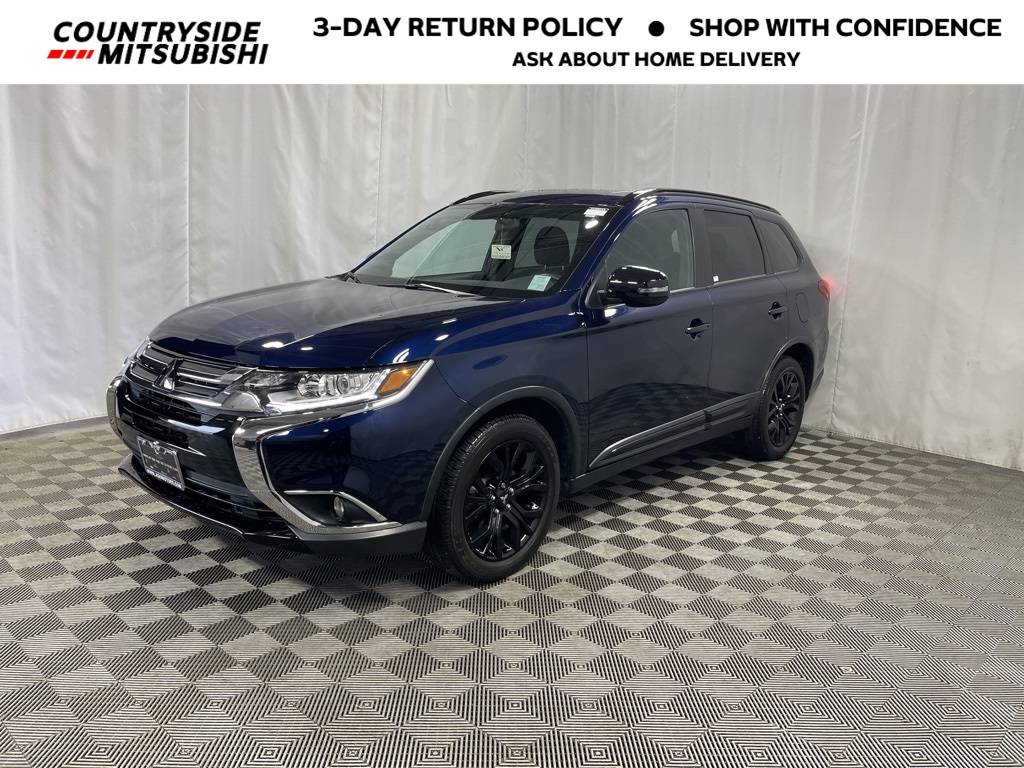 2018 Mitsubishi Outlander LE — SUV — 9,808 mi — Countryside, IL