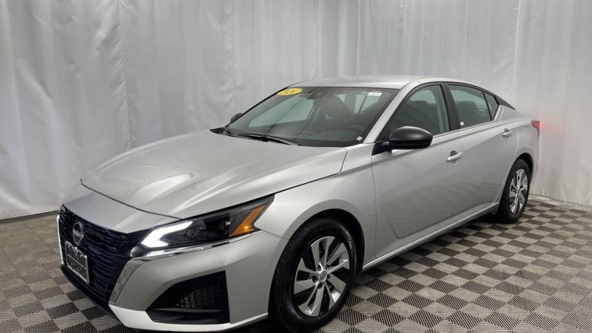 2024 Nissan Altima S — Sedan — 33,301 mi — Countryside, IL