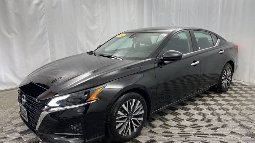 2024 Nissan Altima SV — Sedan — 30,043 mi — Countryside, IL