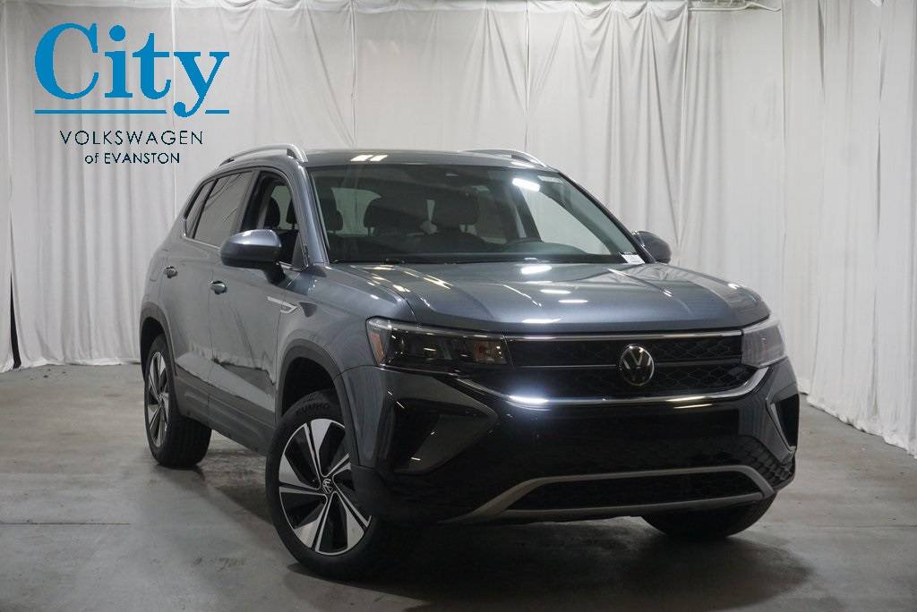 2024 Volkswagen Taos SE — SUV — 5,720 mi — Evanston, IL