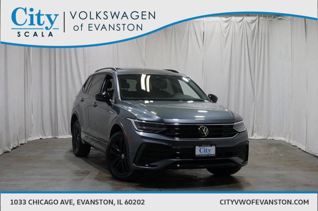 2022 Volkswagen Tiguan SE R-Line Black — SUV — 23,495 mi — Evanston, IL