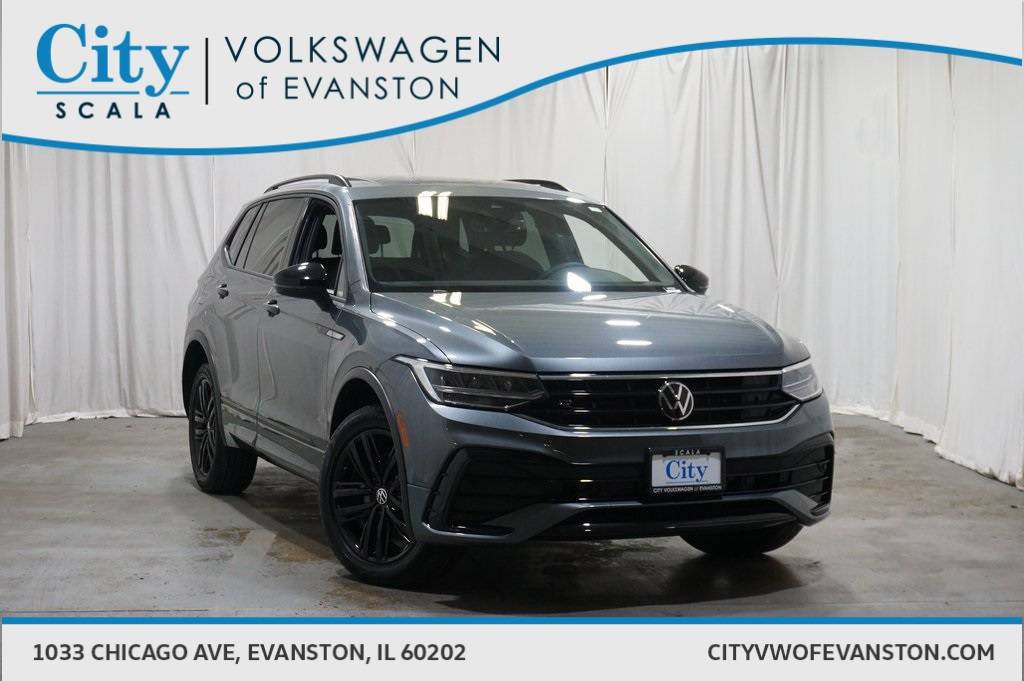 2022 Volkswagen Tiguan SE R-Line Black — SUV — 30,033 mi — Evanston, IL