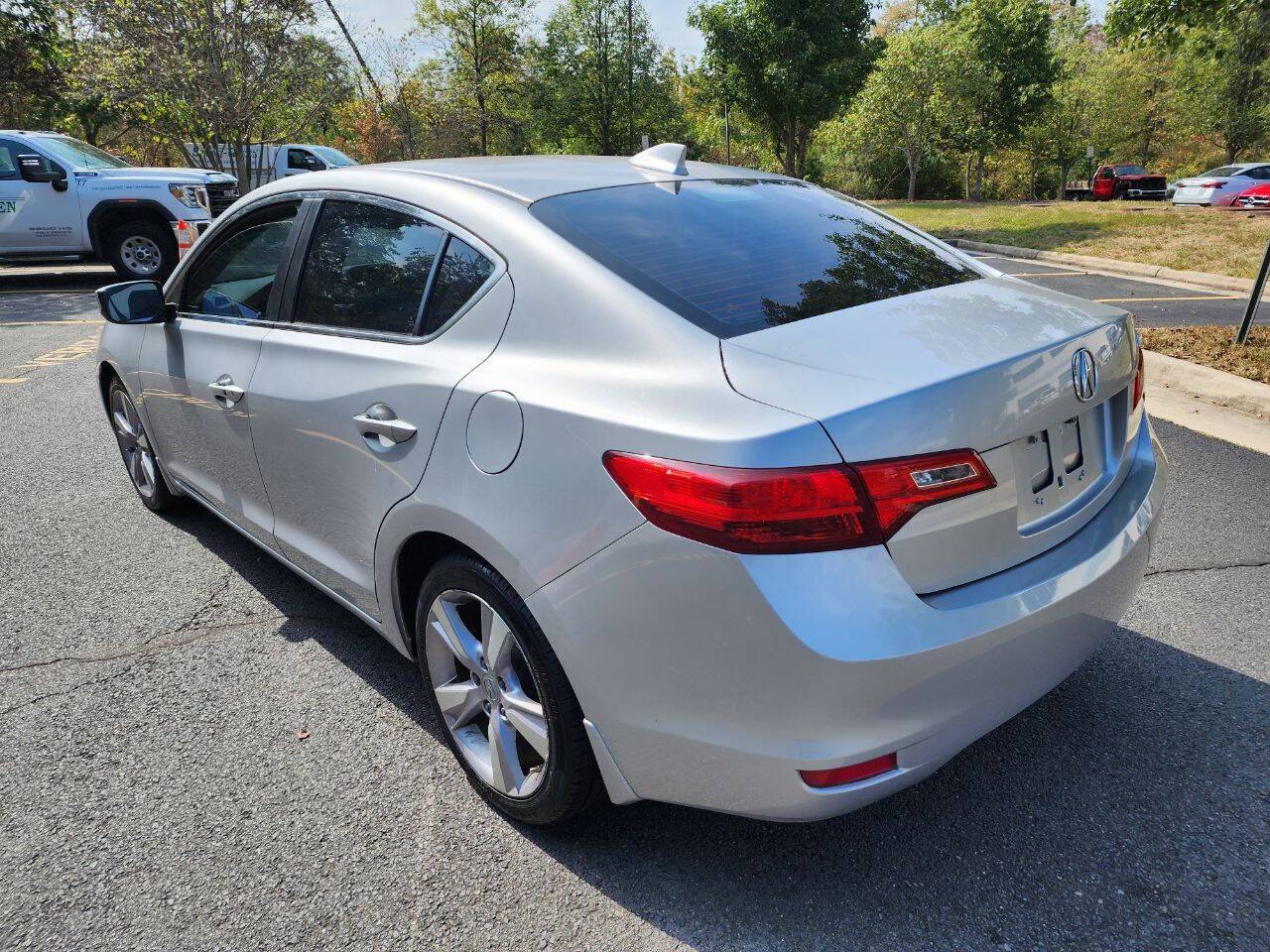 2013 Acura ILX Technology Package — Sedan — 50,300 mi — Chantilly, VA
