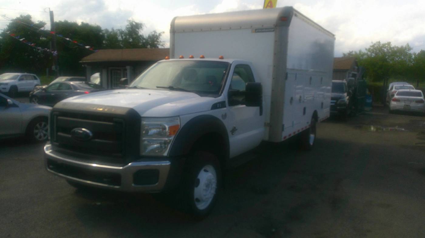 2012 Ford Super Duty F-550 Chassis Cab XL — Chassis Cab Truck — 130,725 mi — Hazlet, NJ