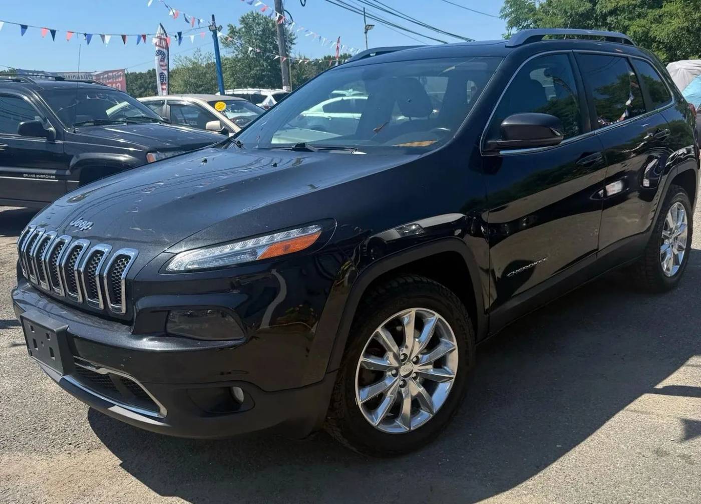 2015 Jeep Cherokee Limited — SUV — 98,450 mi — Hazlet, NJ