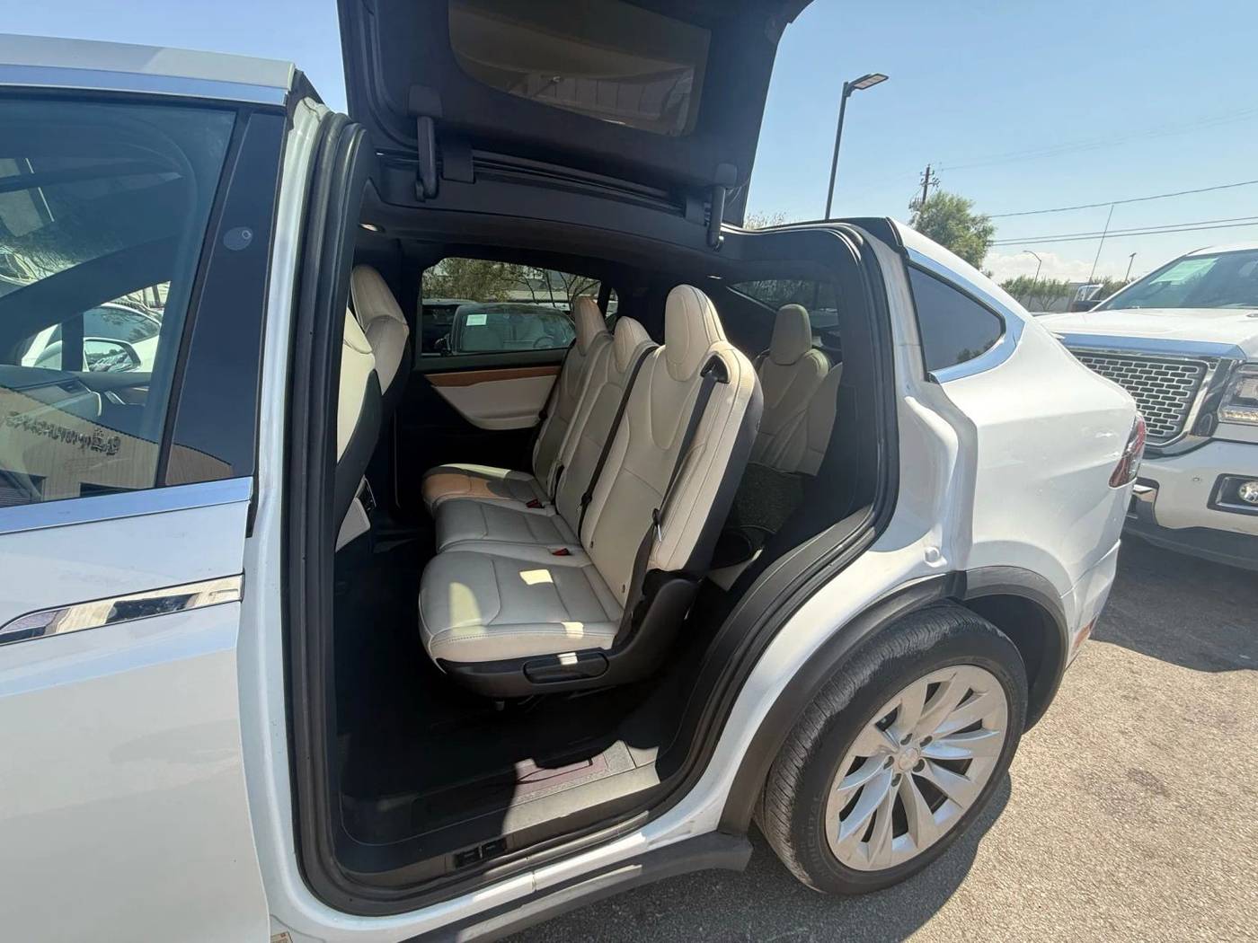 2020 Tesla Model X Long Range Plus — SUV — 111,932 mi — Las Vegas, NV