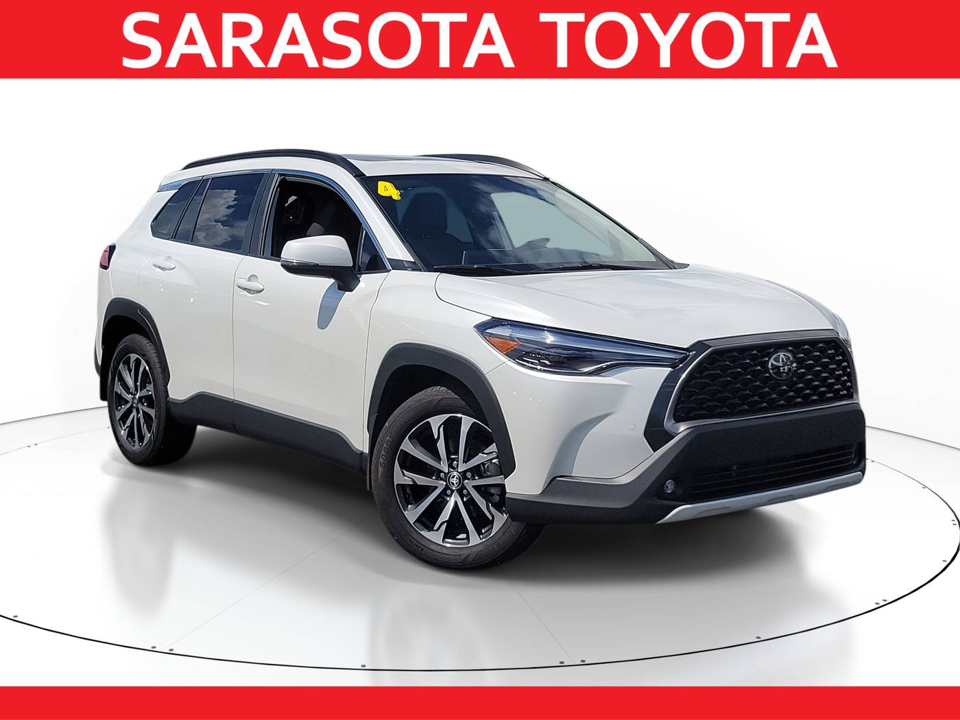 2024 Toyota Corolla Cross XLE — SUV — 9,953 mi — Sarasota, FL